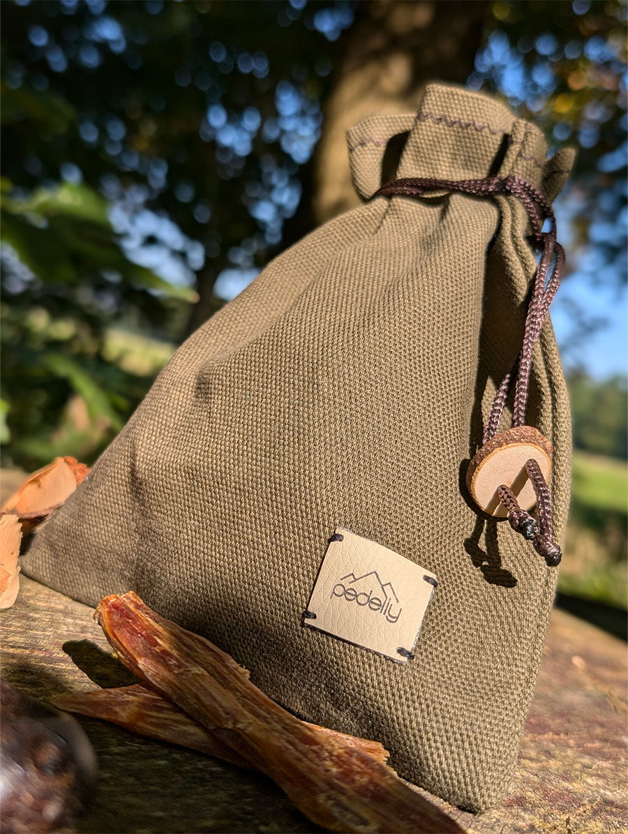 Hangefertigte Zunderbeutel aus Oilskin-Canvas (Limited Edition)